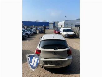 BMW 1-serie 1 serie (E81), Hatchback 3-drs, 2006 / 2012 118i 16V picture 2