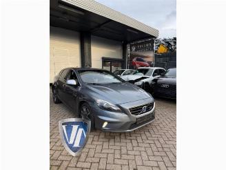 Coche siniestrado Volvo V-40 V40 (MV), Hatchback 5-drs, 2012 / 2019 2.0 D4 16V 2015/9