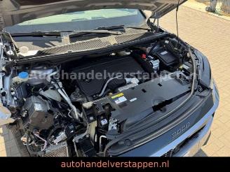 Peugeot 3008 Hybrid 136 GT Automatik picture 21