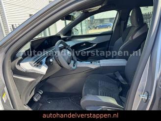 Peugeot 3008 Hybrid 136 GT Automatik picture 14