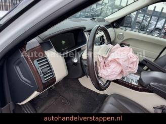 Land Rover Range Rover Vogue 3.0 V6 250KW SC HSE VOLL picture 21