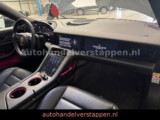 Porsche Taycan Sport Turismo 3×Display Airsu Panorama picture 15