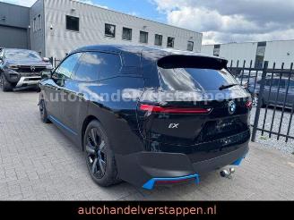 BMW iX 40e Xdrive 240KW Pano Harman AHK Leder LED HU picture 2